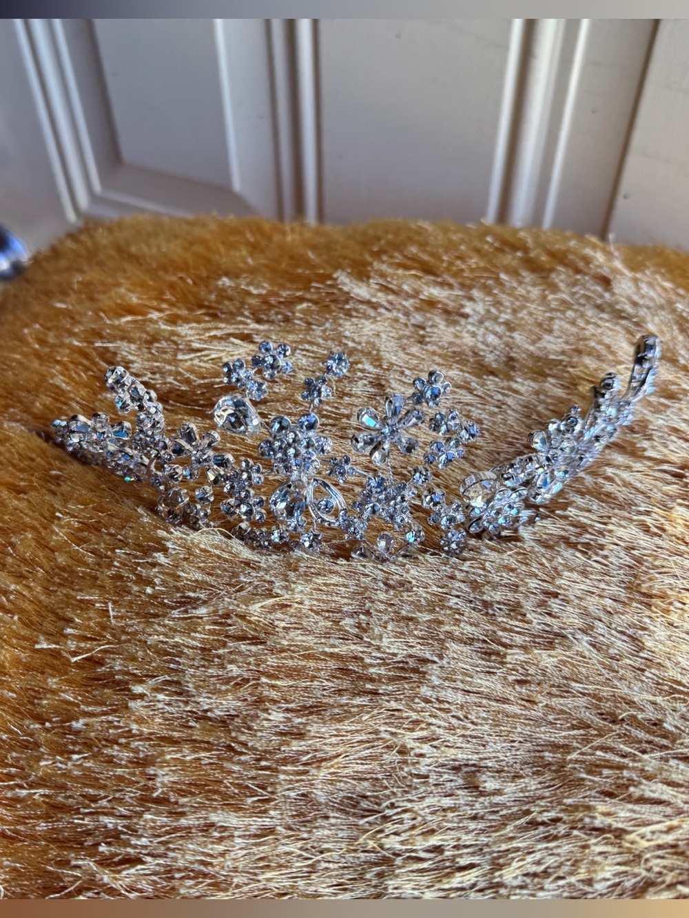 Silver Crystal Floral Tiara Headpiece - Women Accessories